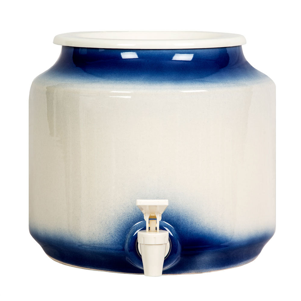 Ceramic Well with Stand